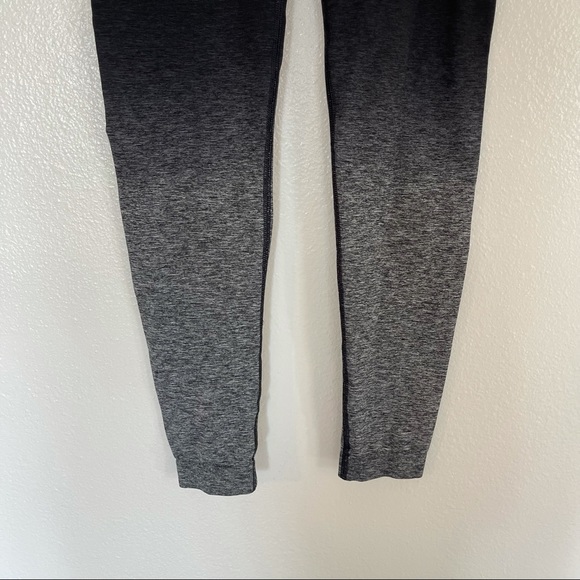 Gymshark Adapt Ombre Leggings Size S Black Gray - Picture 7 of 10